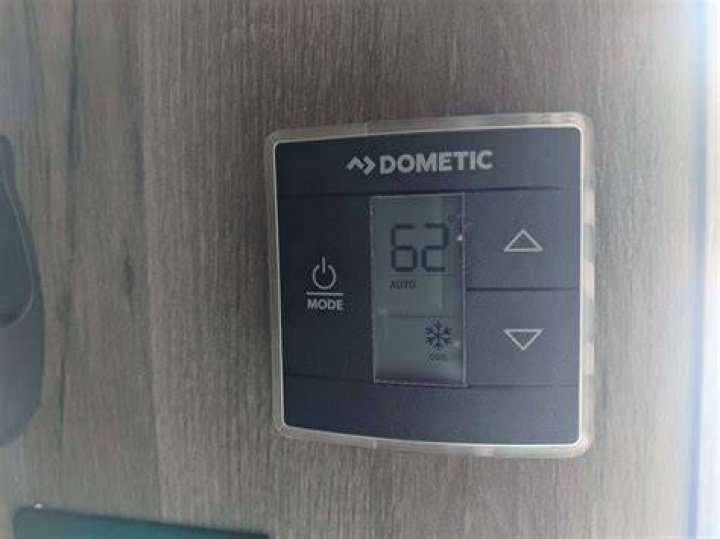 Can a Dometic Control Board control a thermostat?